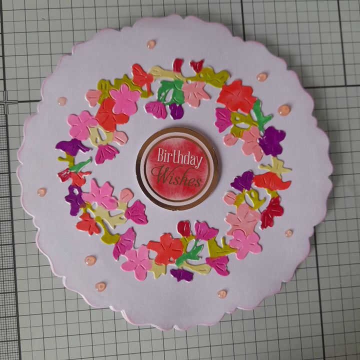 Kokorosa Metal Cutting Dies with Petals Wreath Frame Board