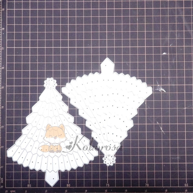 Kokorosa Metal Cutting Dies with 2pc Christmas Tree