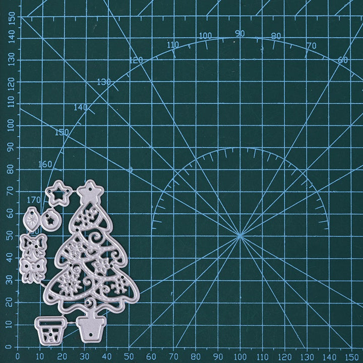Kokorosa Little Christmas Tree Cutting Dies