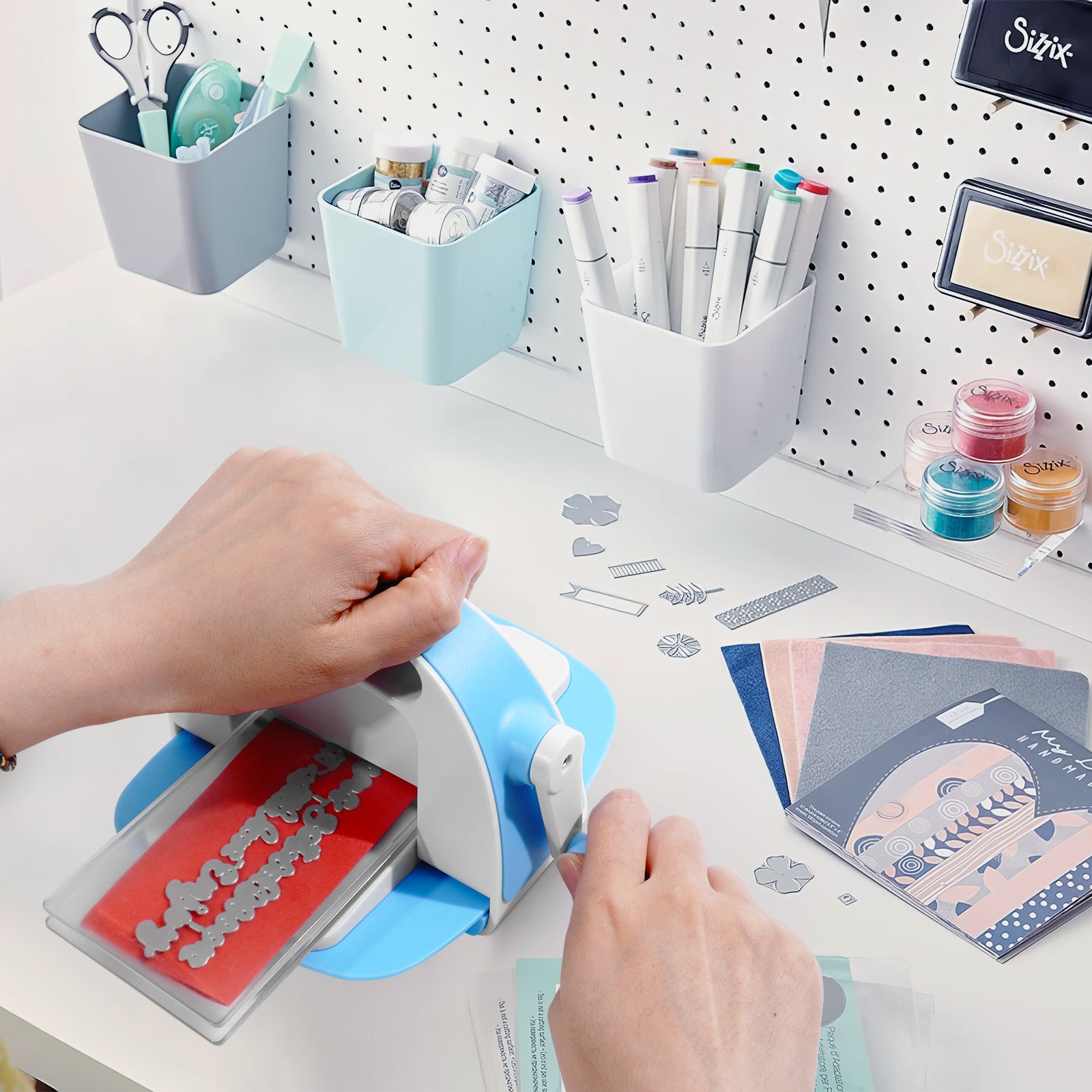 Kokorosa Metal Cutting Dies With 3 Cute Gingerbread Man